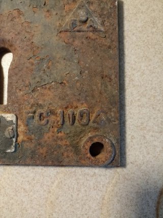 Piastra metallica risalente 1800 serratura N FC 11