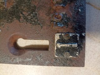 Piastra metallica risalente 1800 serratura N FC 11