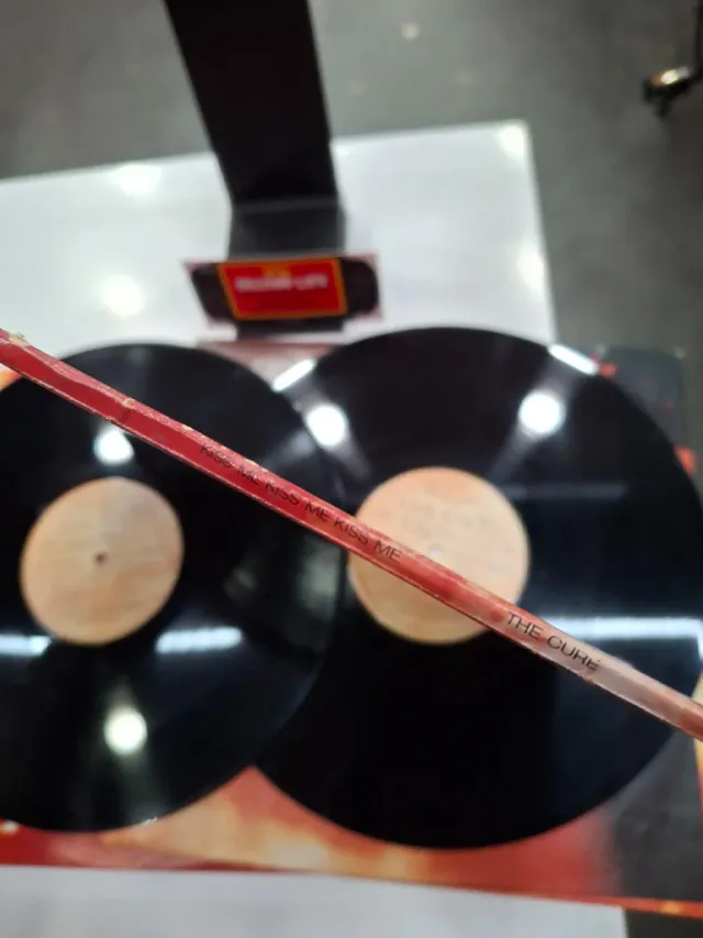 Vinilo The Cure Kiss Me Kiss Me Kiss Me
