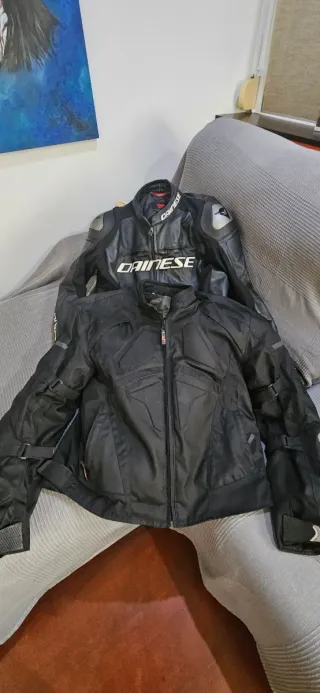 Chaqueta de motorista negra