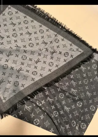 Foulard Louis Vuitton Monogram Grigio