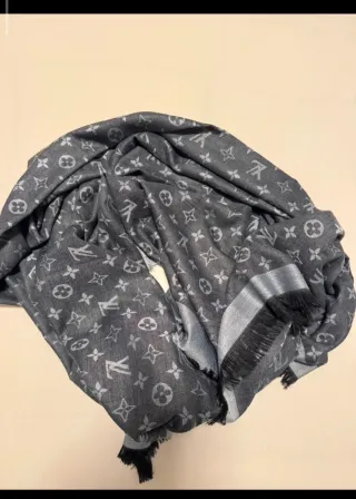 Foulard Louis Vuitton Monogram Grigio