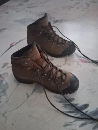 Botas de montaña Boreal Marrones