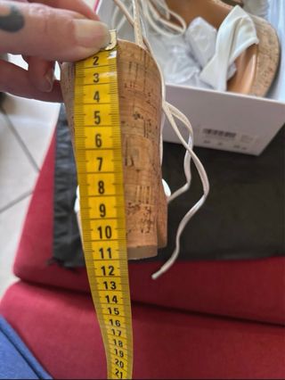 Sandali donna con tacco e lacci