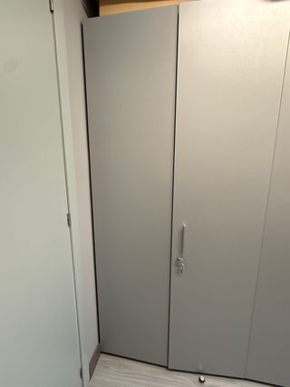 Armario archivo puertas enteras gris