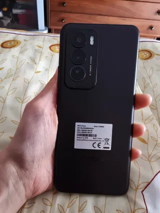 Oppo Reno 12 5G Caja y Teléfono