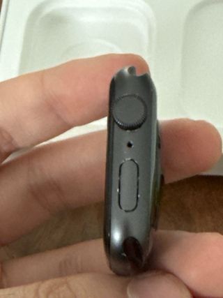 Apple Watch SE (2020) Space Gray.