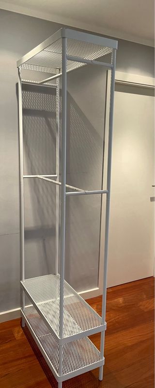 Porta abiti in metallo IKEA con scarpiera