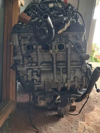 Motor Kawasaki Ninja H2 SX SE Supercharged