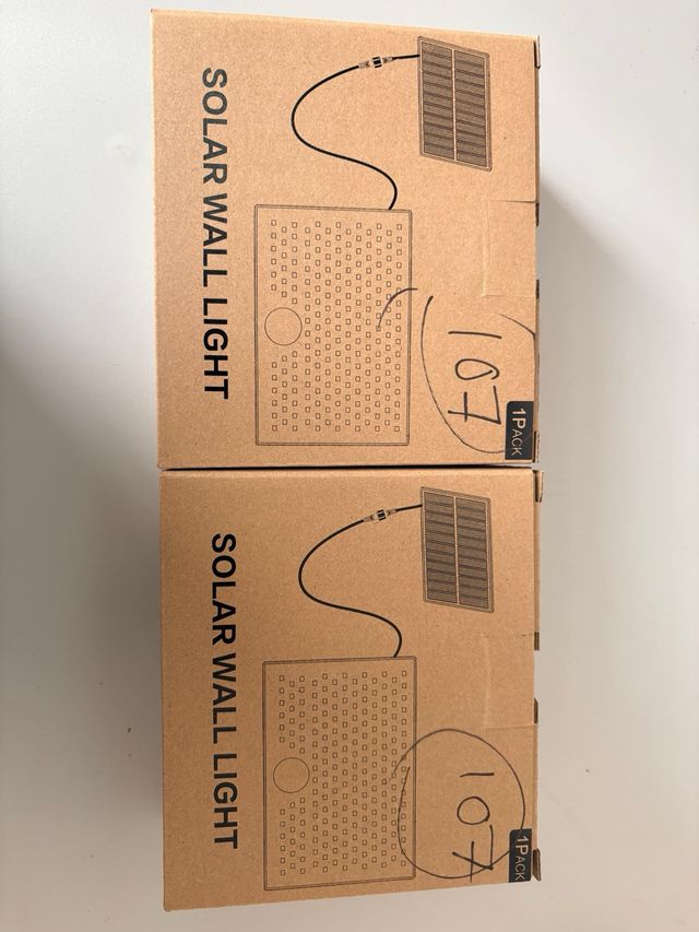 2 Focos Solares LED con Sensor Movimiento