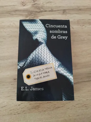 CINCUENTA SOMBRAS DE GREY
