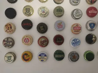 Collezione di etichette di birra internazionale varie