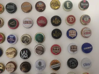 Collezione di etichette di birra internazionale varie