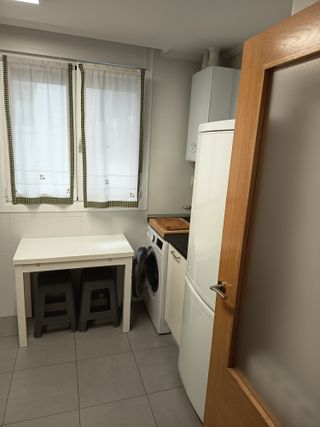 PISO CON TRASTERO EN EL CENTRO DE MUNGIA