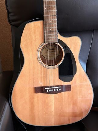 Guitarra Electroacústica Fender CC60SCE