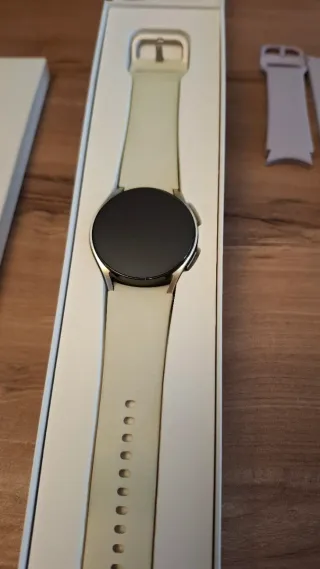 Samsung Galaxy Watch 6 Beige/Púrpura