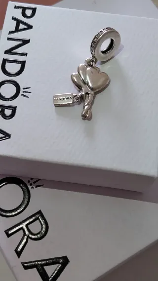 Charm Pandora Globos de Corazón Happy Bday.