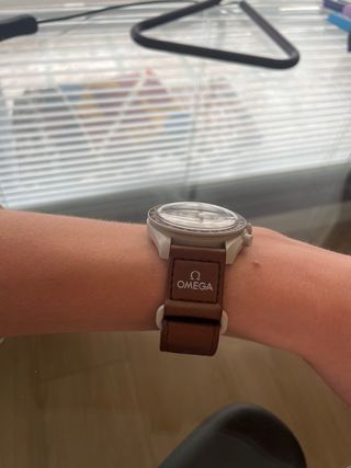 Omega x Swatch Moonswatch Saturno