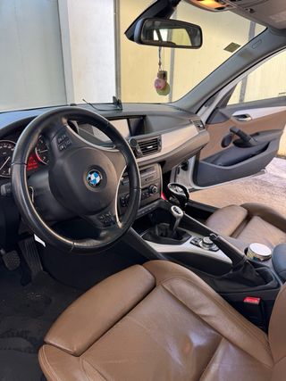 BMW X1 2011 xDrive18