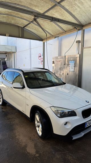 BMW X1 2011 xDrive18