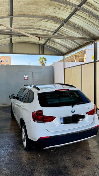 BMW X1 2011 xDrive18