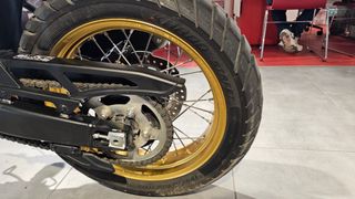 Honda Transalp 750 2025 - 4.000km Transferida