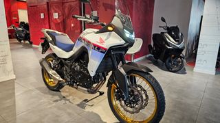 Honda Transalp 750 2025 - 4.000km Transferida