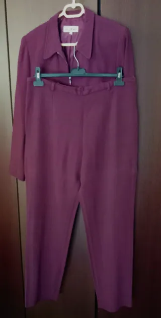 Traje de chaqueta morado mujer