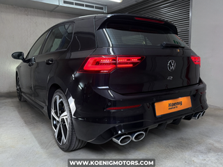 VOLKSWAGEN Golf R - 320 CV - 4 Motion