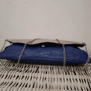 Bolso Pull&Bear azul y plateado