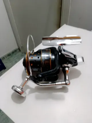 Carrete pesca agua salada DH 12000