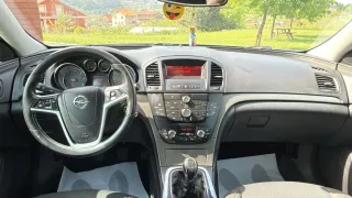 Opel Insignia 2012