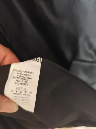 Cazadora "Polipiel"  Negra