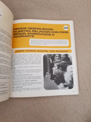 Libro Con vosostros está 2