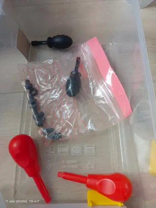 Camiones de juguete desmontables