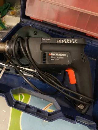 Taladro y Caladora con Estuche/Precio negociable