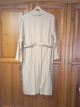 Abrigo tipo gabardina,largo Zara camel algodón.