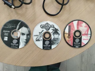 Sega Dreamcast PAL Blanca + Accesorios