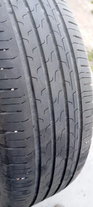Neumático Continental 215/65 R16 98H