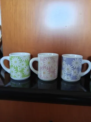 Set 4 Tazze Ceramica Fiori
