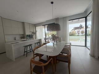 Chalet en alquiler en El Higueral - La Merced en Marbella