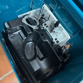 Fresadora Makita RP2303FCXJ