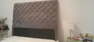 Cabecero capitoné gris terciopelo
