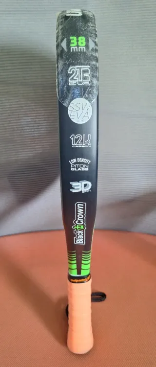 Pala de pádel Black Crown Piton 12K+