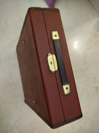 Máquina de escribir Olivetti Studio 44