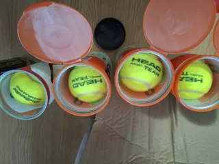 Bolas de pádel HEAD y Bullpadel