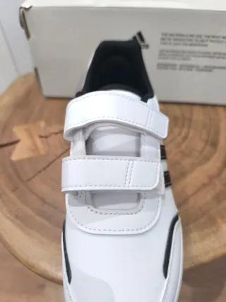 Zapatillas Adidas VS Switch Velcro Blanca talla 33