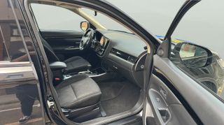 Mitsubishi Outlander 200 MPI Motion 2WD CVT 110 kW (150 CV)