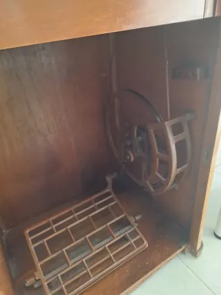 Máquina de coser Singer Antigua