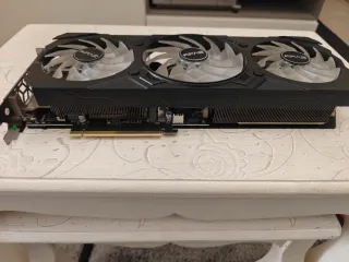 GeForce RTX 4070 SUPER